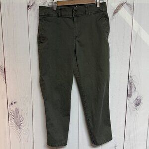 The North Face Women’s Cropped Chino Pants Olive Green – Size 8